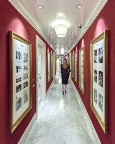 Corridor leading to guest rooms - Hotel Majestic Roma